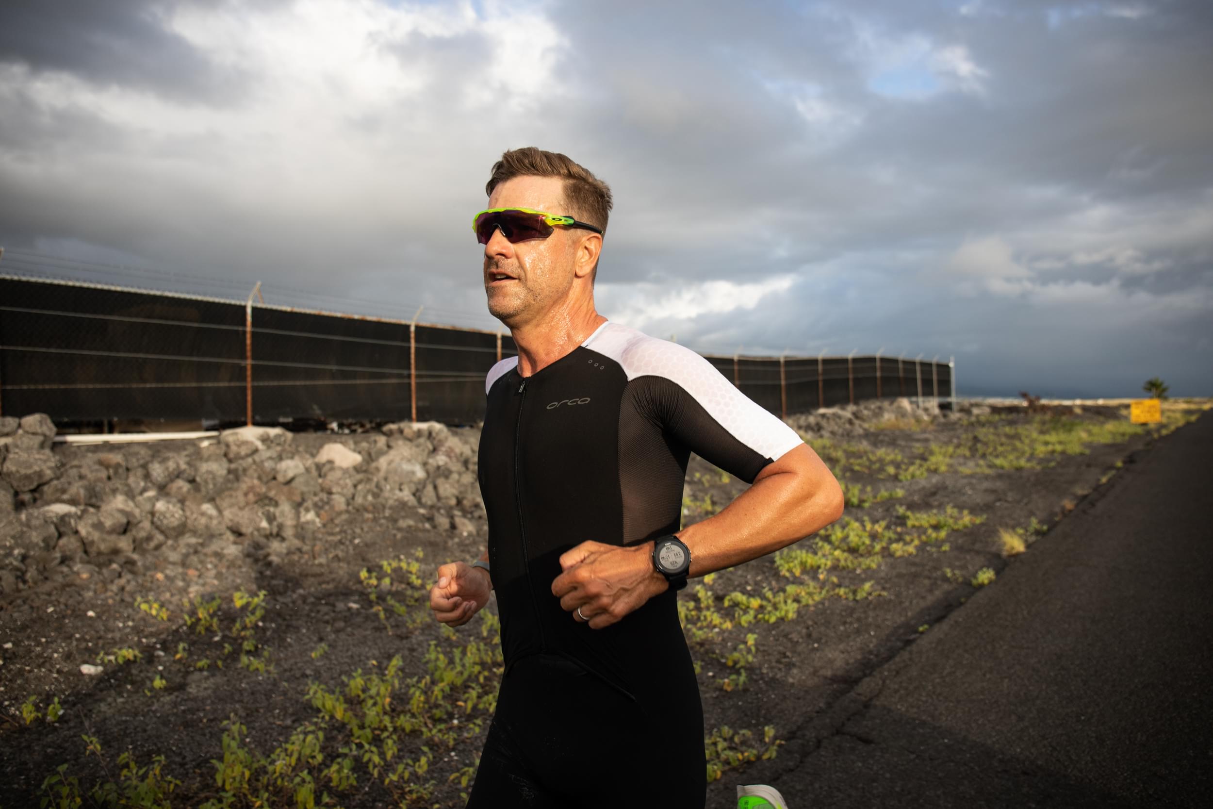 Apex RS1 Kona Dreams Race Suit Masc - Branco