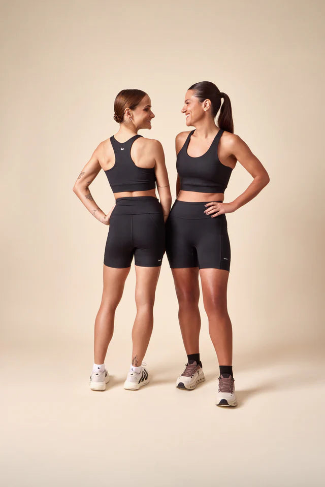 Bermuda de compressão curtinha Vimm preta