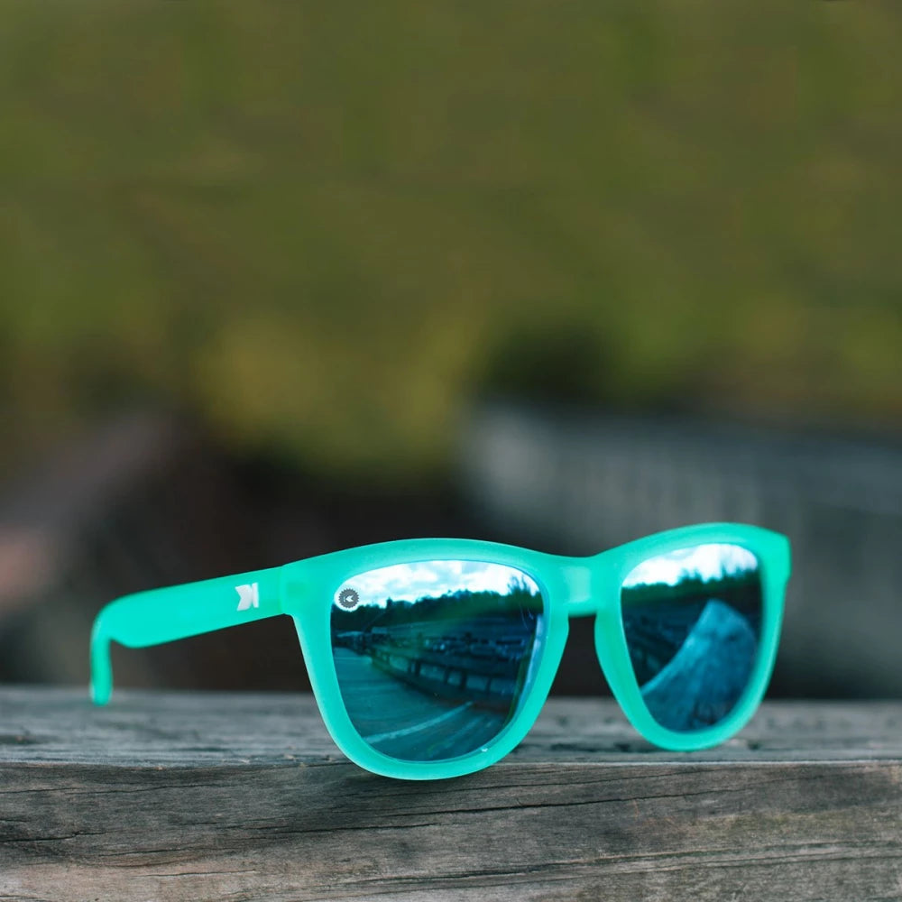 Óculos de Sol Knockaround Premiums - Frosted Rubber Mint / Aqua