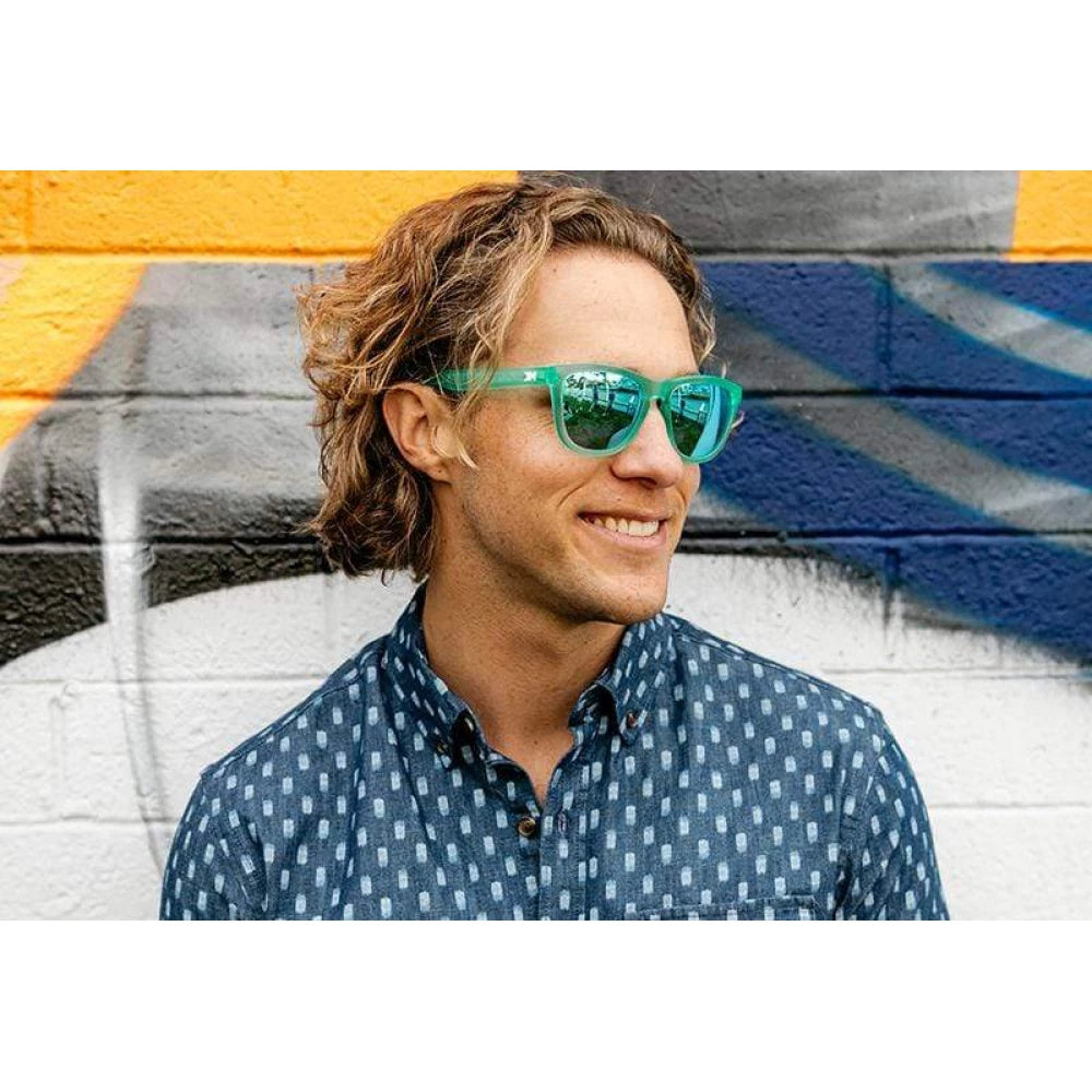Óculos de Sol Knockaround Premiums - Frosted Rubber Mint / Aqua
