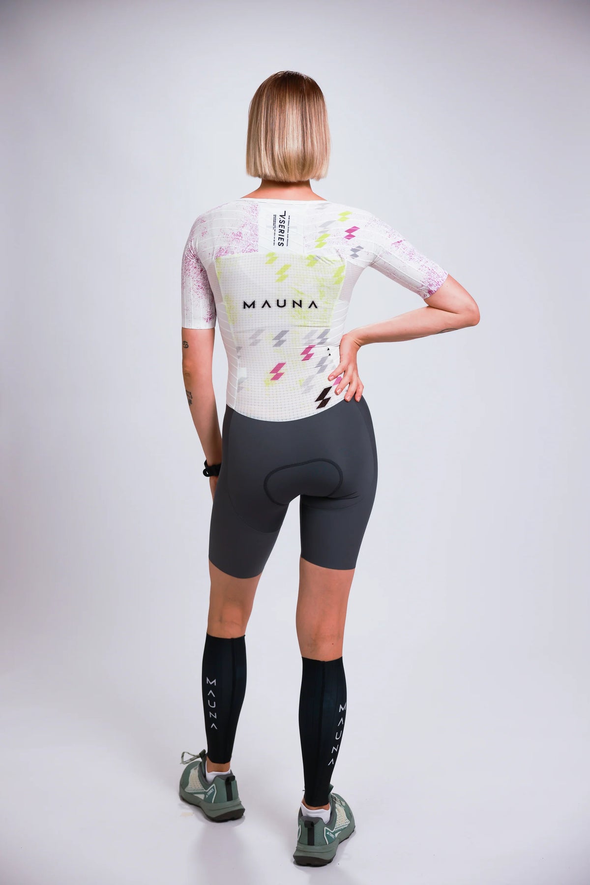 Mauna V/Series V.27 Fem