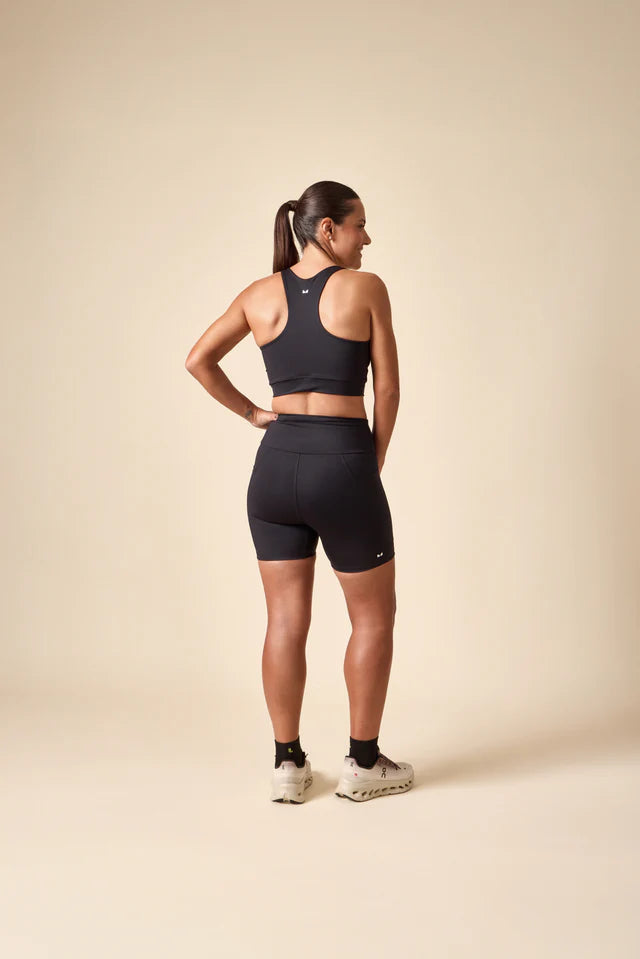 Bermuda de compressão curtinha Vimm preta