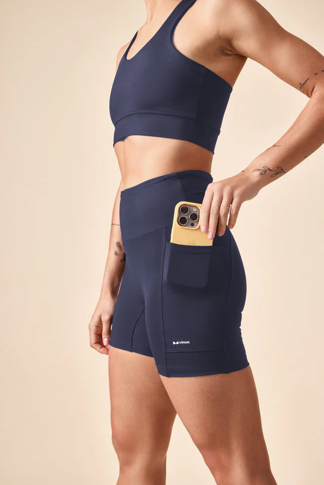 Bermuda de compressão curtinha Vimm marinho