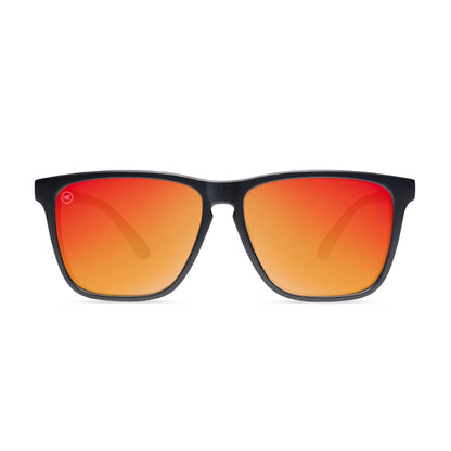 Óculos de Sol Knockaround Fast Lanes - Matte Black / Red Sunset